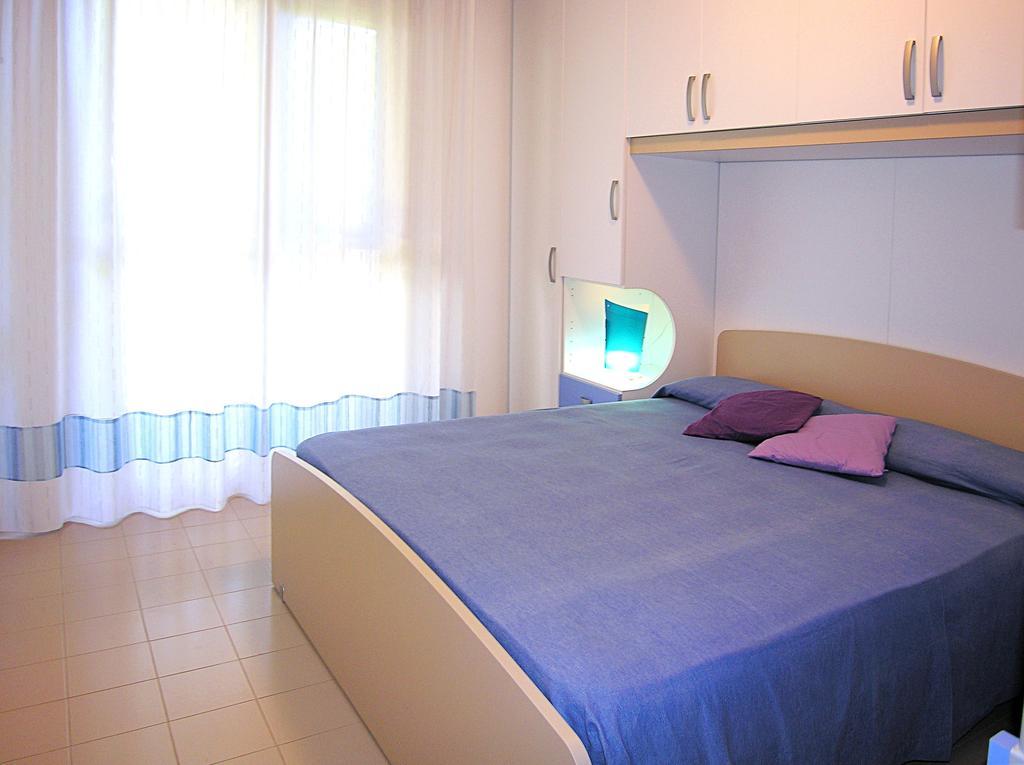 Apartment Gemini Con Piscina Бібіоне Номер фото